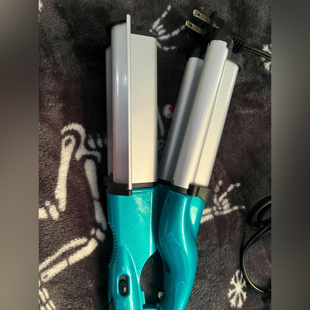 BED HEAD Ceramic Wave Artist Deep Waver for Beachy Waves